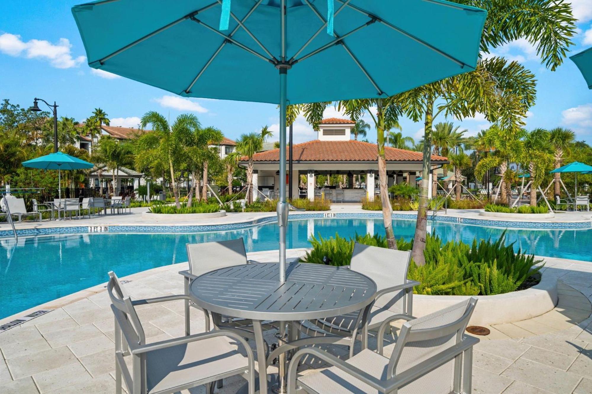 Shoreway Loop Unit 407 * Orlando