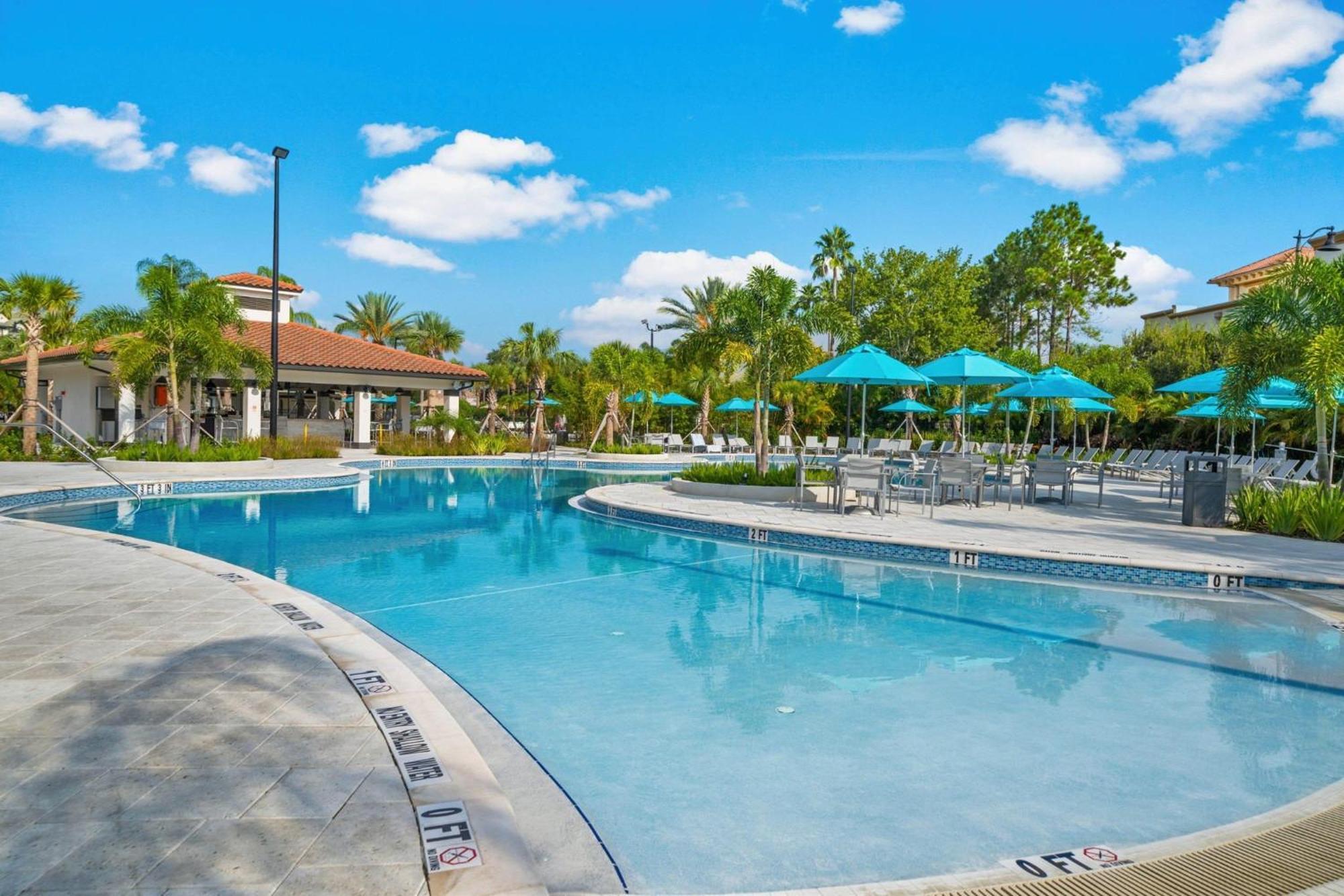Shoreway Loop Unit 407 * Orlando